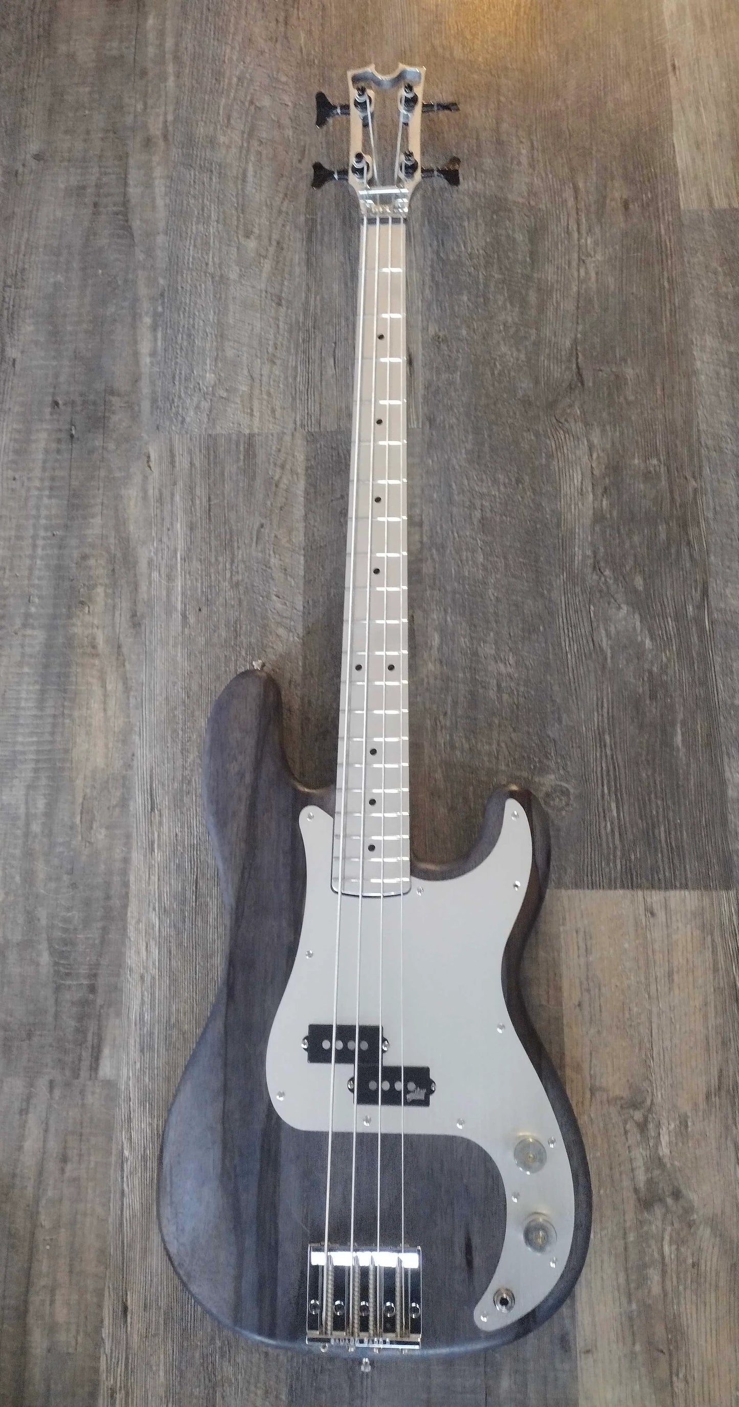 0 IN STOCK: Hoxey Aluminum Fender Bass Replacement Neck 2x2 Headstock