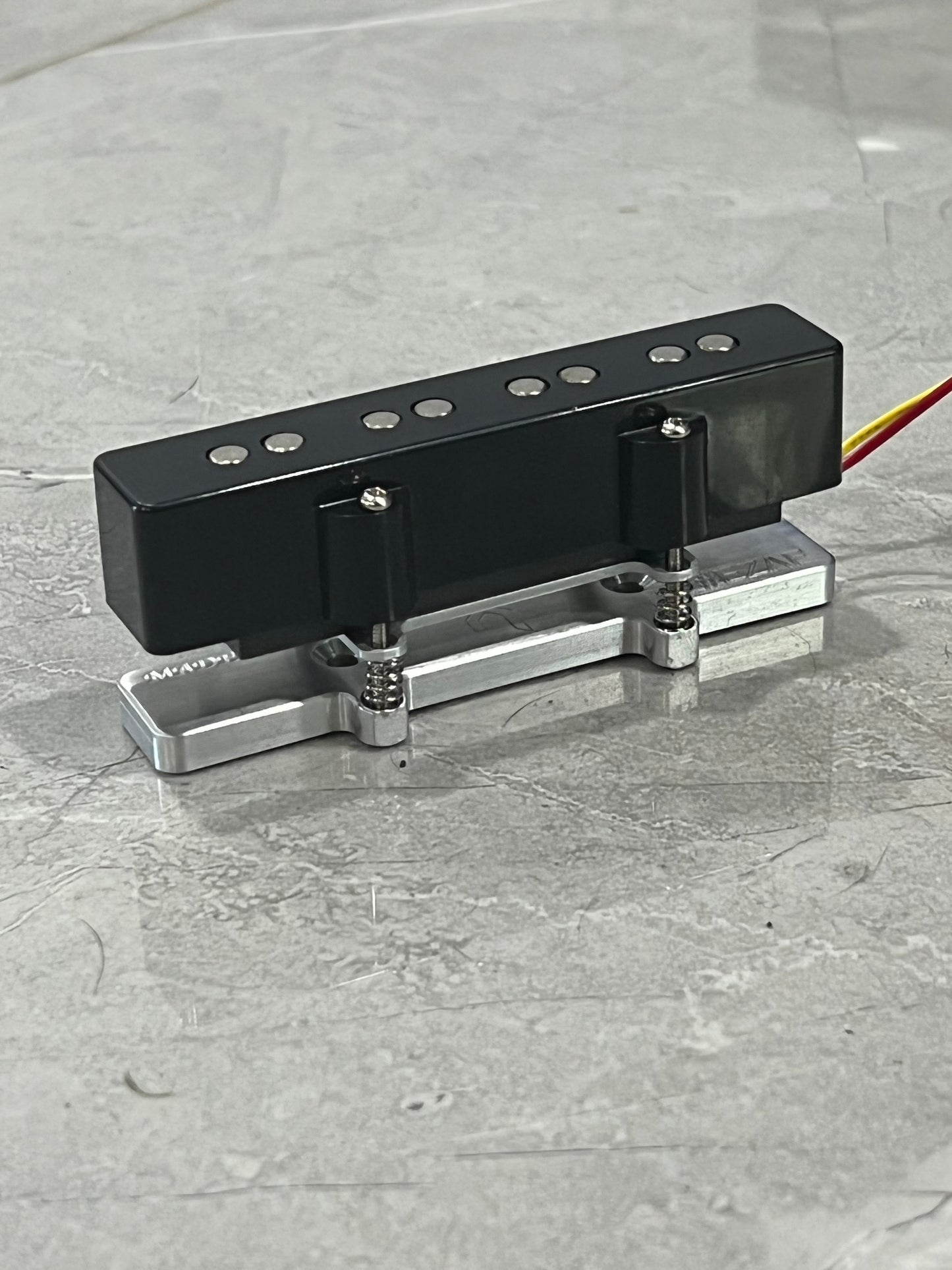 *NEW* Adjustable Bass Guitar Pickup Risers